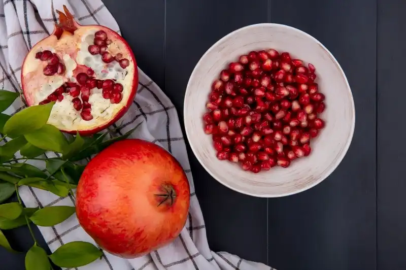  pomegranates pomegranates