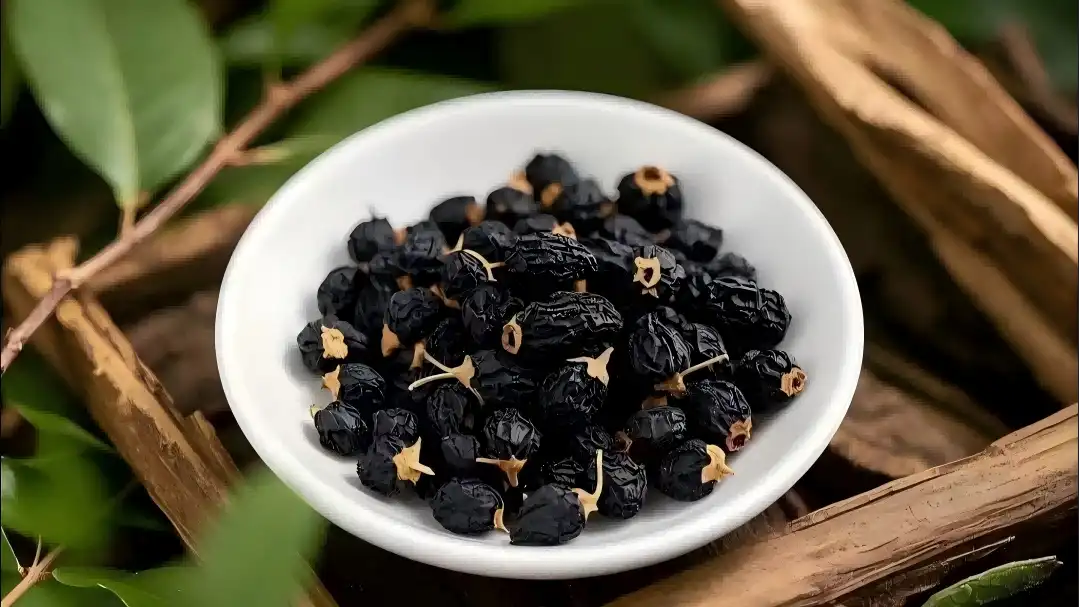 The Black Wolfberry, with Its Deep Purple Hue and Rich Nutrients, Has Become a Cherished Berry